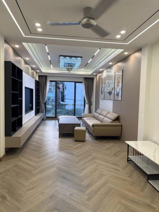 Bán nhà Đẹp Chu Huy Mân- Lô góc – Ô to – Kinh doanh- Thang Máy – 65m nhỉnh 13tyr (thương lượng)