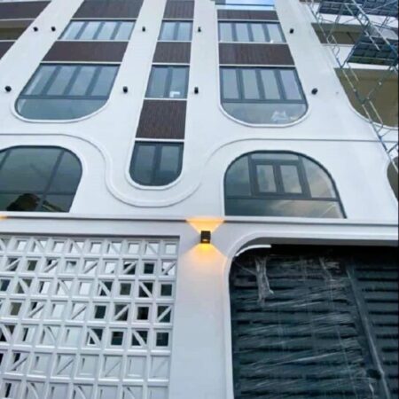 TÂN PHÚ, P. TÂN SƠN NHÌ – 5 TẦNG – 57M2 – MỚI ĐẸP – HẺM XE HƠI – CHỈ 6,X