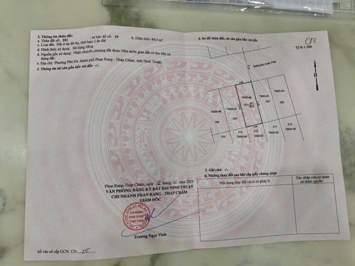 BÁN 49,5M2 ĐẤT GẦN CÔNG VIÊN NGANG 4,5 MÉT GIÁ 2,2 TỶ