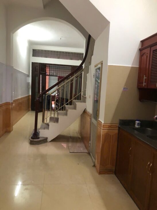 NHÀ 42M 5 TẦNG CHỈ 158,**TR/M SẴN NHÀ ĐẸP Ở LUÔN