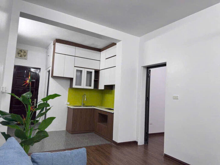 HOT!!! NHÀ TẬP THỂ KHU B NGHĨA TÂN – TẦNG 4 – 65M- 2 NGỦ – 2 VỆ SINH – GIÁ 3 TỶ 900