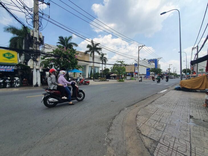 Bán đất mặt tiền Linh Đông , Thủ Đức, 1127m2, full thổ cư, Ngang khủng gần 26m, Gía chỉ 70 Tỷ TL