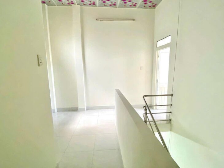 Dưới 3 tỷ SHR thổ cư 51,7m2 nhà 1 sẹc TL31 gần chợ Cầu Đồng