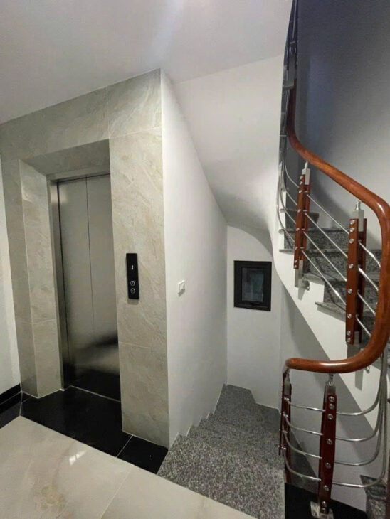 06 TẦNG THANG MÁY – VÕ CHÍ CÔNG – CẦU GIẤY – ĐẦU NGÕ THUẬN TIỆN – SỔ ĐỎ CHÍNH CHỦ – DUY NHẤT MỘT