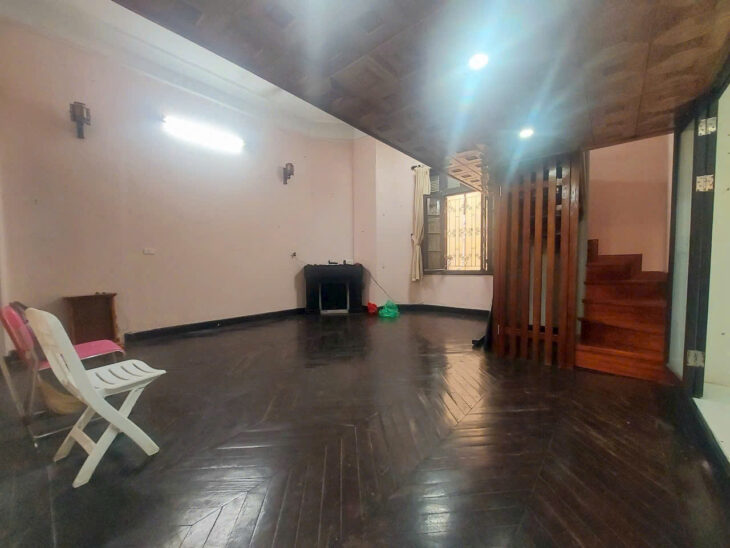 CHO THUÊ CĂN 2PN TẬP THỂ PHỐ QUÁN THÁNH – BA ĐÌNH – 70M2 – FULL NỘI THẤT, VÀO Ở NGAY