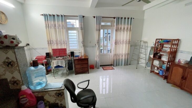 Bán nhà 3 tầng, 89m², 7.9 tỷ, Q.9, đường Đình Phong Phú
