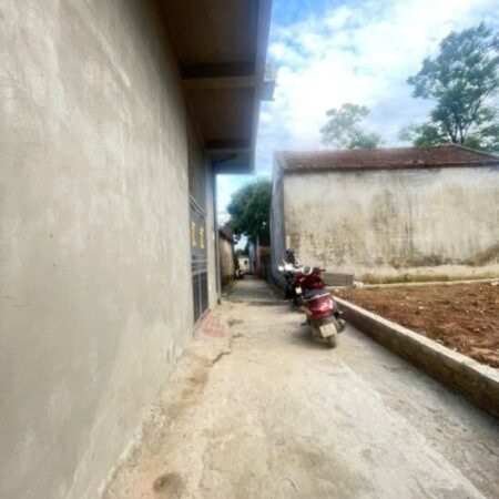 Hàng mới e chính chủ cần bán lô đất Xã Tốt Động , chương mỹ 152m full thổ liên hệ em :