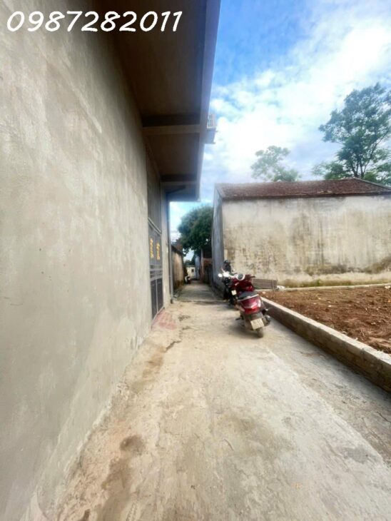 Hàng mới e chính chủ cần bán lô đất Xã Tốt Động , chương mỹ 152m full thổ liên hệ em :