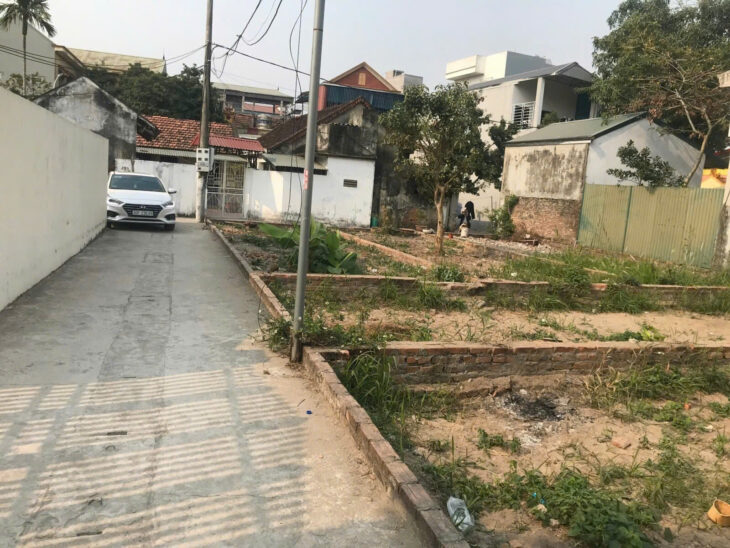 Bán đất Đức Thượng,diện tích 48m2,mặt tiền 3.8m,đường thông ô tô