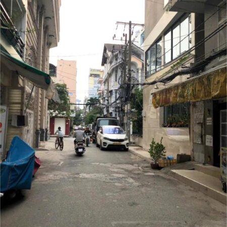 ???? Bán nhà 3/2, Q.10, gần Vạn Hạnh Mall, nhà mới, 7.x tỷ! ???? Bán nhà 3/2, Q.10, gần Vạn Hạnh Mall, nhà mới, 7.x tỷ!