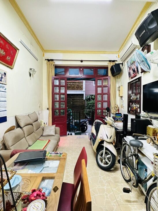 Bán nhà 57m2, Hẻm xe tải 6m Đường Huỳnh Thiện Lộc, Quận Tân Phú