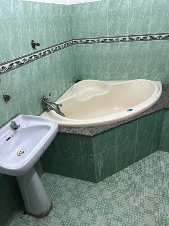 Bán Nhà 88m² Hẻm xe hơi 6m Lê Thúc Hoạch, Tân Phú, 2PN, 8 tỷ