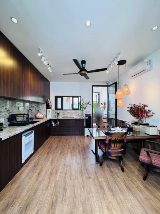 ++Bán nhà mặt tiền Năm Châu, p11, quận Tân Bình; (5*12) 3 tầng – 12,7 tỷ
