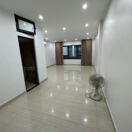 Bán nhà CẦU GIẤY HÀ NỘI. 56mx 8 tầng thang máy,ô tô vào nhà. mặt tiền 5 m Giá 25 tỉ