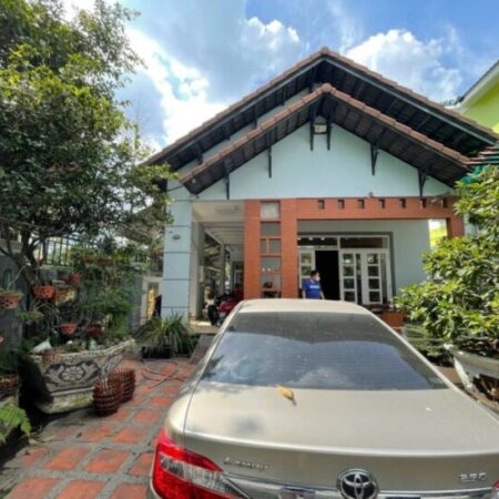 Bán BIỆT THỰ ĐẲNG CẤP GIỚI THƯỢNG LƯU,Trung tâm Dĩ An(TPHCM)