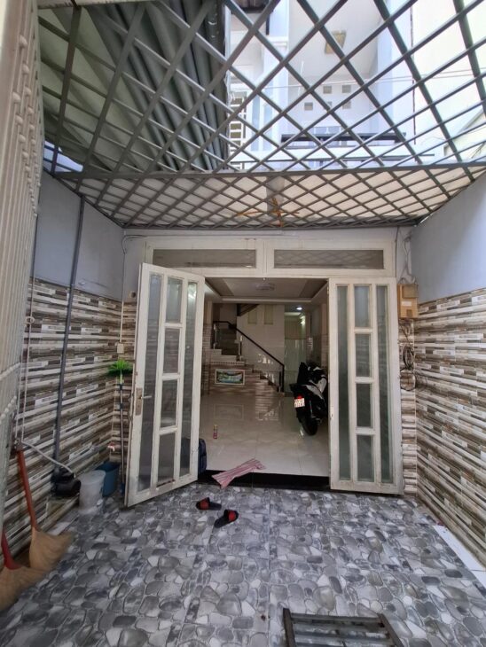 CHỈ 4.55 TỶBÁN GẤP NHÀ RẼ VÀO Ở NGAY PHẠM THẾ HIỂN [P6, Q8] 54.1M2 (3.8X14M) 3T, 4PN