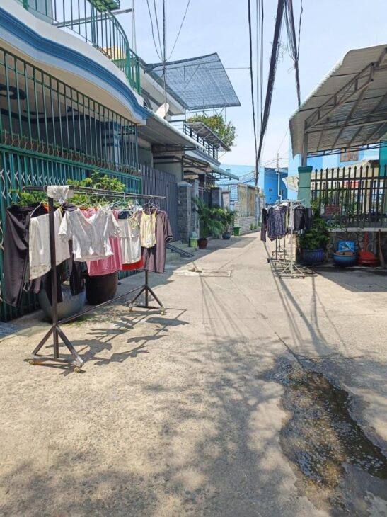 BÁN ĐẤT TẶNG NHÀ CẤP 4 SIÊU RỘNG CHỈ HƠN 50TR/M2 – NGAY TẠI NGÃ TƯ BÌNH THÁI KHÔNG DÍNH QUY HOẠCH –
