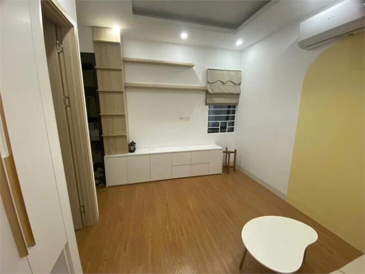 BÁN NHÀ ĐÊ LA THÀNH ,ĐỐNG ĐA,HÀ NỘI NHỈNH 2 TỈ SIÊU MỚI DỌN ĐỒ VÀO Ở NGAY