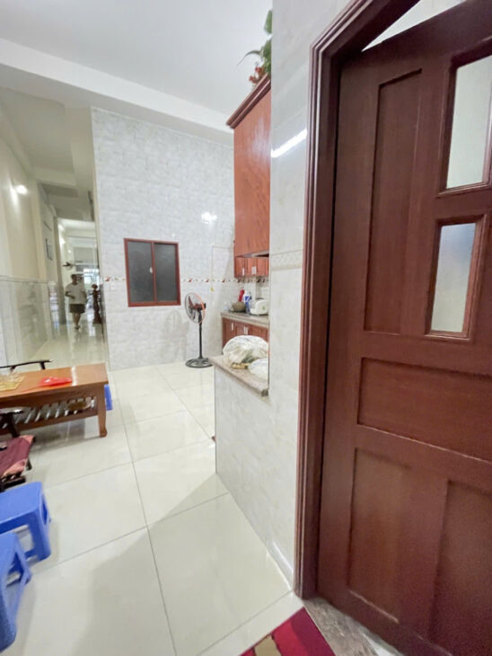 Cần bán nhà 3 tầng mặt tiền Nguyễn Công Trứ.