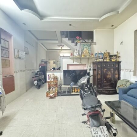 Bán nhà 2 tầng, 137m², 5PN, 5WC, Q.9, 7.95 tỷ, sổ hồng