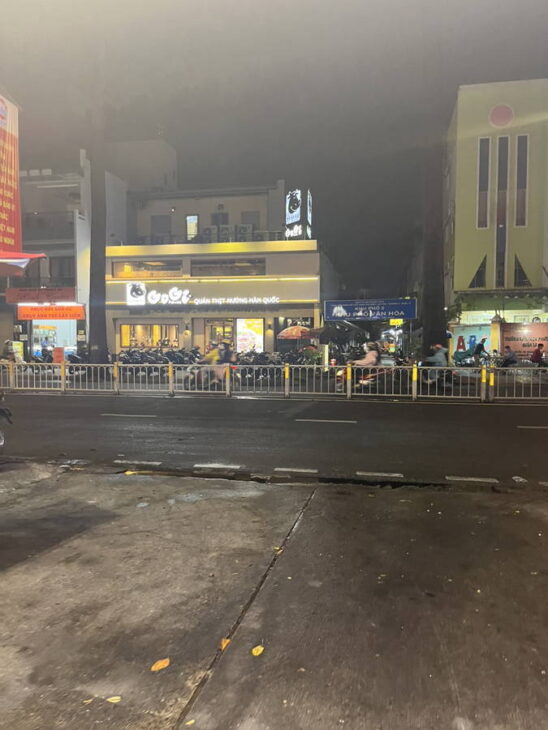 BÁN GẤP NHÀ CŨ HẺM XE HƠI GẦN 3/2 , Q.10 32M2,, 3 TẦNG SỔ VUÔNG HOÀN CÔNG ĐỦ – 4PN – GIÁ 5.4 TỶ