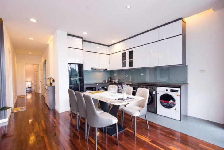 BÁN TÒA APARTMENT PHỐ TỪ HOA, TÂY HỒ – 176M² x 8T – MT 13M – DÒNG TIỀN 2 TỶ/NĂM – 75 TỶ