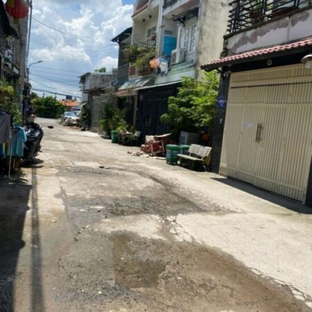 NHÀ 3 TẦNG HẺM XE HƠI 5M TỈNH LỘ 10 – NGANG 5M – GIÁ NHỈNH 4 TỶ