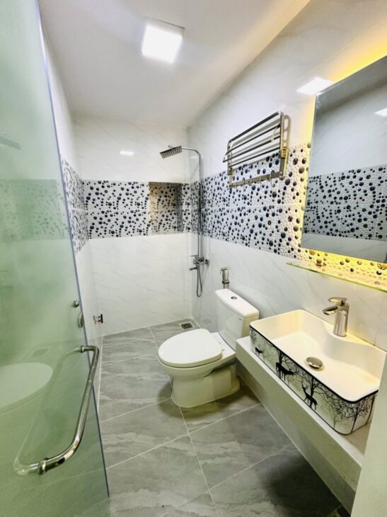 Bán nhà 5 tầng, 50m², 5PN, 6WC, 9.1 tỷ, Nguyễn Thượng Hiền, P.5, Bình Thạnh