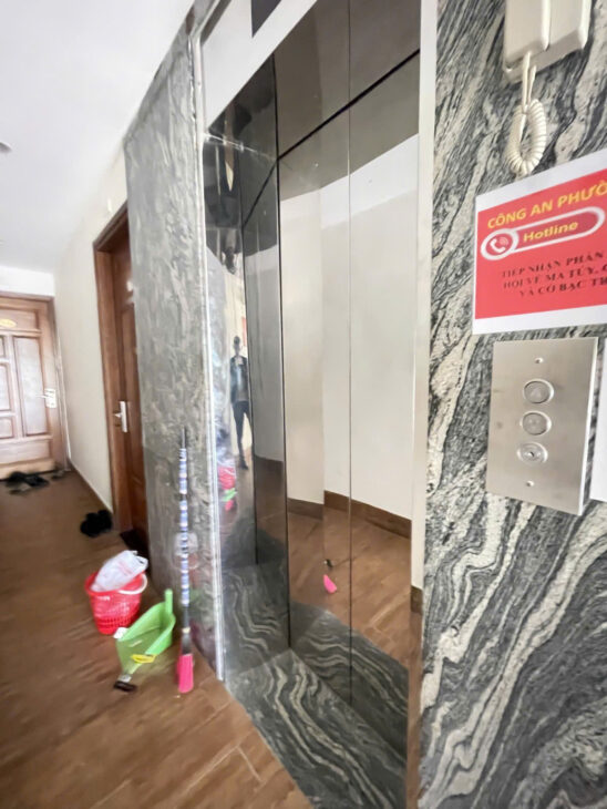 Toà căn hộ khách sạn 6 tầng ngay biển Mỹ Khê, ngay CẦU RỒNG – Vị trí đẹp – 15 tỷ.