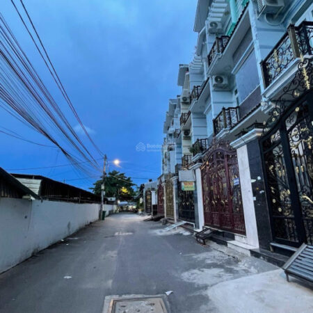 NHÀ HẺM XE HƠI TRÁNH NHAU Q8, 4 TẦNG, 4×12, 4PN, CHỈ 5 TỶ – LH EM HƯNG 0969 726 705