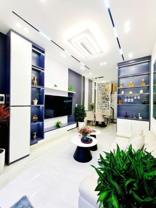 NHÀ ĐẸP ĐỘI CẤN – TRƯỚC NHÀ THOÁNG SÁNG DT 39m2 4 tầng MT 3.5m Giá 9.35 tỷ