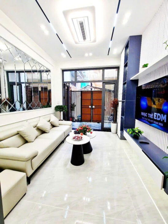 NHÀ ĐẸP ĐỘI CẤN – TRƯỚC NHÀ THOÁNG SÁNG DT 39m2 4 tầng MT 3.5m Giá 9.35 tỷ