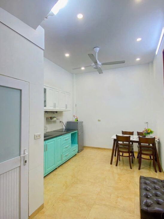 NGUYỄN PHÚC LAI NGÕ THÔNG KINH DOANH DT 42m2 4 tầng MT 3.5m Giá 12.6 tỷ