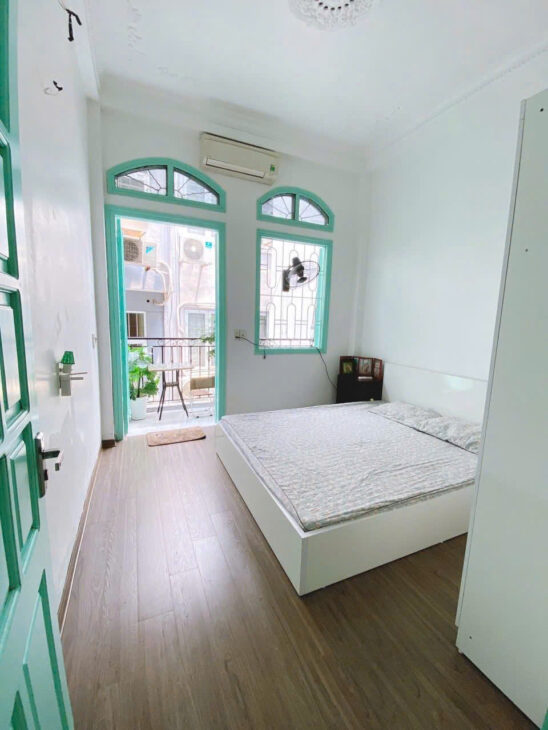 NGUYỄN PHÚC LAI NGÕ THÔNG KINH DOANH DT 42m2 4 tầng MT 3.5m Giá 12.6 tỷ