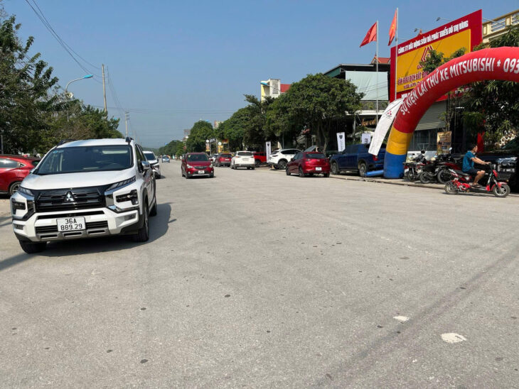 Cần tiền bán gấp lô đất 80m2 TĐC Hải Yến, cạnh TTTM VinCom thị xã Nghi Sơn, TH. Giá chỉ 2.4 Tỷ.