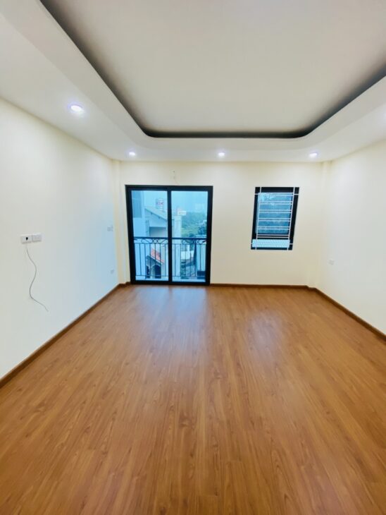 Bán nhà đẹp Phuc Đồng Lô Góc – -Oto tránh- Thang Máy-full Nội Thất- 9,5 tỷ (thương lượng)