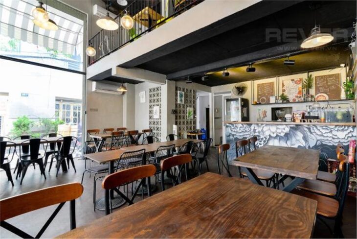 Bán nhà mặt phố Cầu Giấy, 7 tầng thang máy, MT khủng 6m, 2 mặt phố đang kinh doanh giá đầu tư