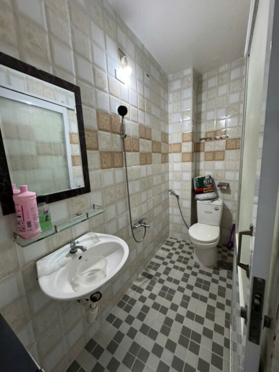 CHO THUÊ NHÀ 3 TẦNG HẺM OTO ĐƯỜNG CAO ĐÀI – PHƯƠNG SƠN – Diện tích 45.4m2 full ODT – Ngang 3.45m nở