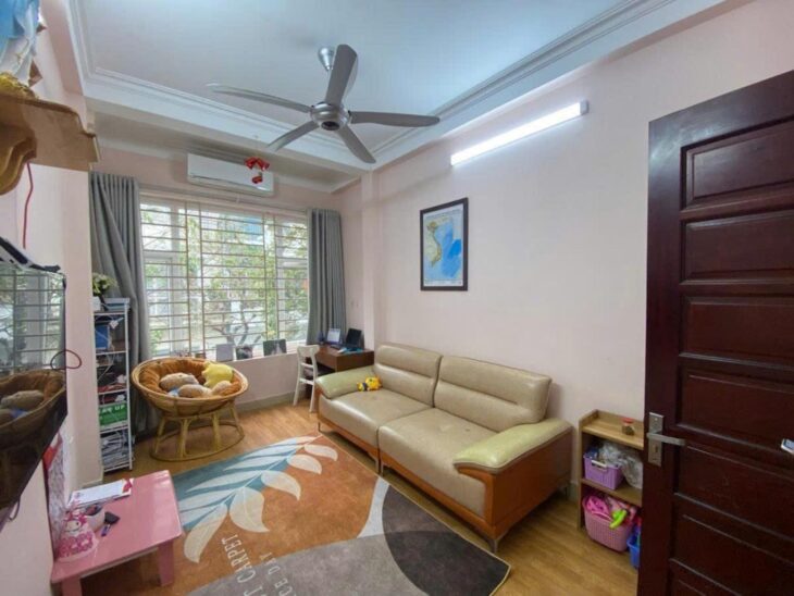 Bán Nhà 4 Tầng Văn Phú đẹp lung linh, Vị Trí Đẹp, Kinh Doanh Đỉnh, Ô tô đỗ cửa 46m2 giá chỉ 12,5Tỷ