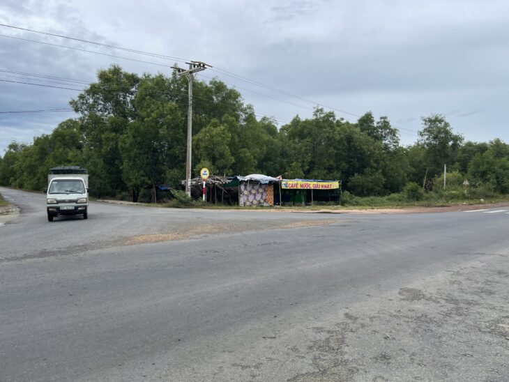 Bán hơn 1 hecta lô Góc mặt tiền Hùng Vương – TX LaGi giá ngộp 6.8tr/m2 view Biển