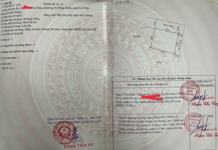 Nhà Chợ Hàng Cũ vị trí cực nông, 48m 3 tầng, sân cổng riêng, Giá 3.45 tỉ
