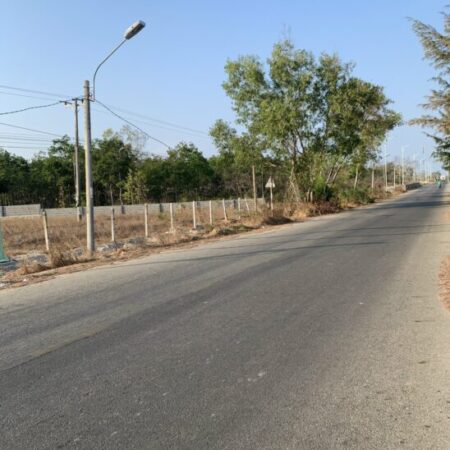 Bán 47m mặt tiền Lê Minh Công – TX LaGiView Biển giá ngộp 298tr/m ngang Bán 47m mặt tiền Lê Minh Công – TX LaGiView Biển giá ngộp 298tr/m ngang