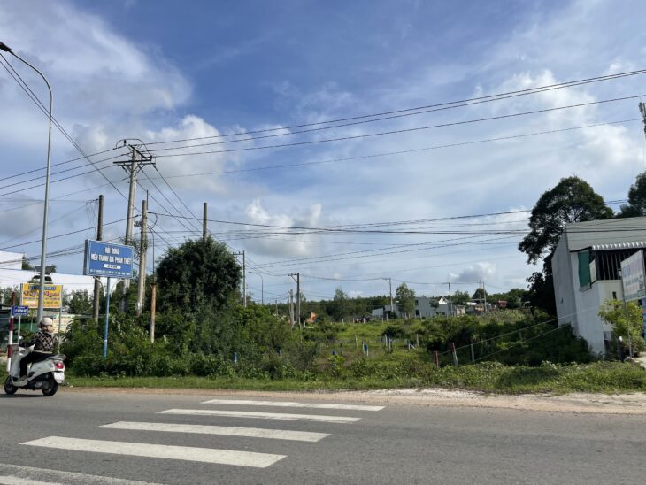 Bán đất thổ cư Quốc Lộ 55, Tân Phước, thị xã LaGi chỉ 2 tỷ gần cổng chào