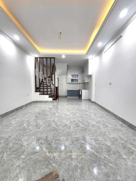 Nhà 5 tầng x 37m giáp Nam Từ Liêm ( chợ Vân Canh ) – Ngõ 3m, 50m ra bãi xe ô tô – giá 6 tỷ
