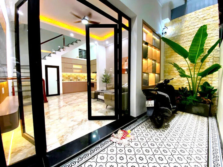 SIÊU PHẨM ĐỘI CẤN, BA ĐÌNH 43M2 5T -MT3,3M CHỈ 7.9 TỶ– 3 MẶT THOÁNG – LÔ GÓC