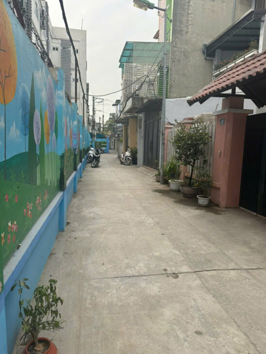 Hiếm – Bán nhà Nguyễn Sơn- Dân Xây – 2 thoáng – Ô tô – 60m2 – 5 tầng -5 ngủ – nhỉnh 8 tỷ