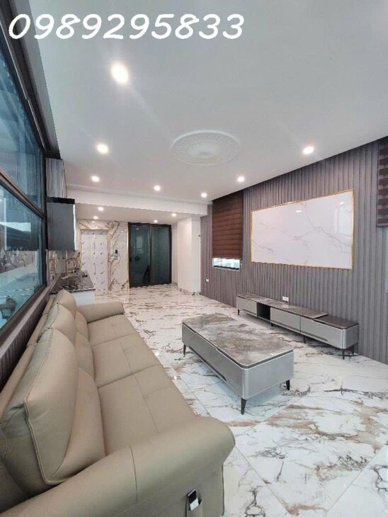 BÁN NHÀ PHÚC LỢI – DÒNG TIỀN TỐT – NHÀ DÂN XÂY KIÊN CỐ – VỊ TRÍ TRUNG TÂM – OTO VÀO NHÀ