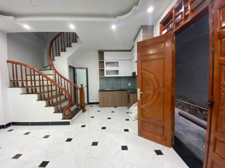 Giảm giá! Nhà xây 5 tầng 30m2, tại Vân Canh, cách 2 nhà ra đường ô tô tránh, giá 5.25 tỷ