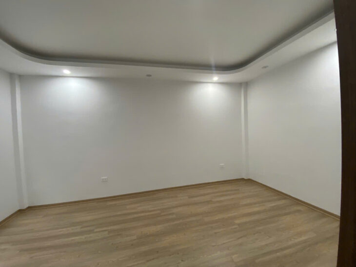 Giảm giá! Nhà xây 5 tầng 30m2, tại Vân Canh, cách 2 nhà ra đường ô tô tránh, giá 5.25 tỷ