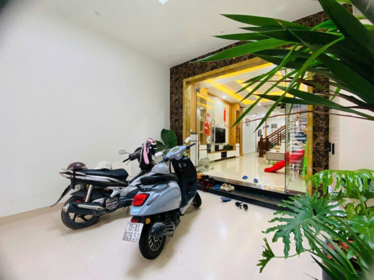 Bán nhà tuyến 2 Hoàng Ngọc Phách – Quán Nam, 84m 4 tầng độc lập, Giá 7.5 tỉ